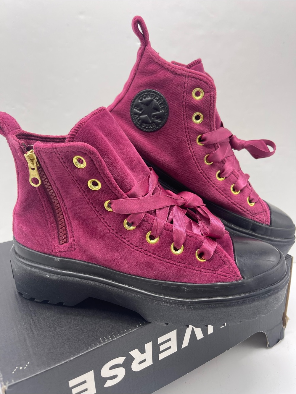 Converse WMNS A05442C
CTAS LUGGED LIFT H LEGEND BERRY/BLACK/BLACK Sneakers - Picture 6 of 16